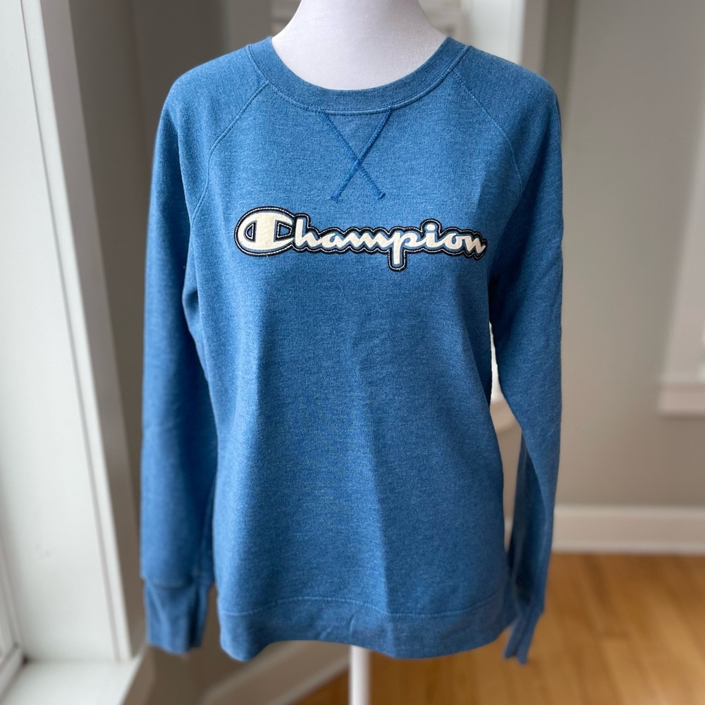 Champion Vintage Blue Retro Patch Logo Sweatshirt Size Small